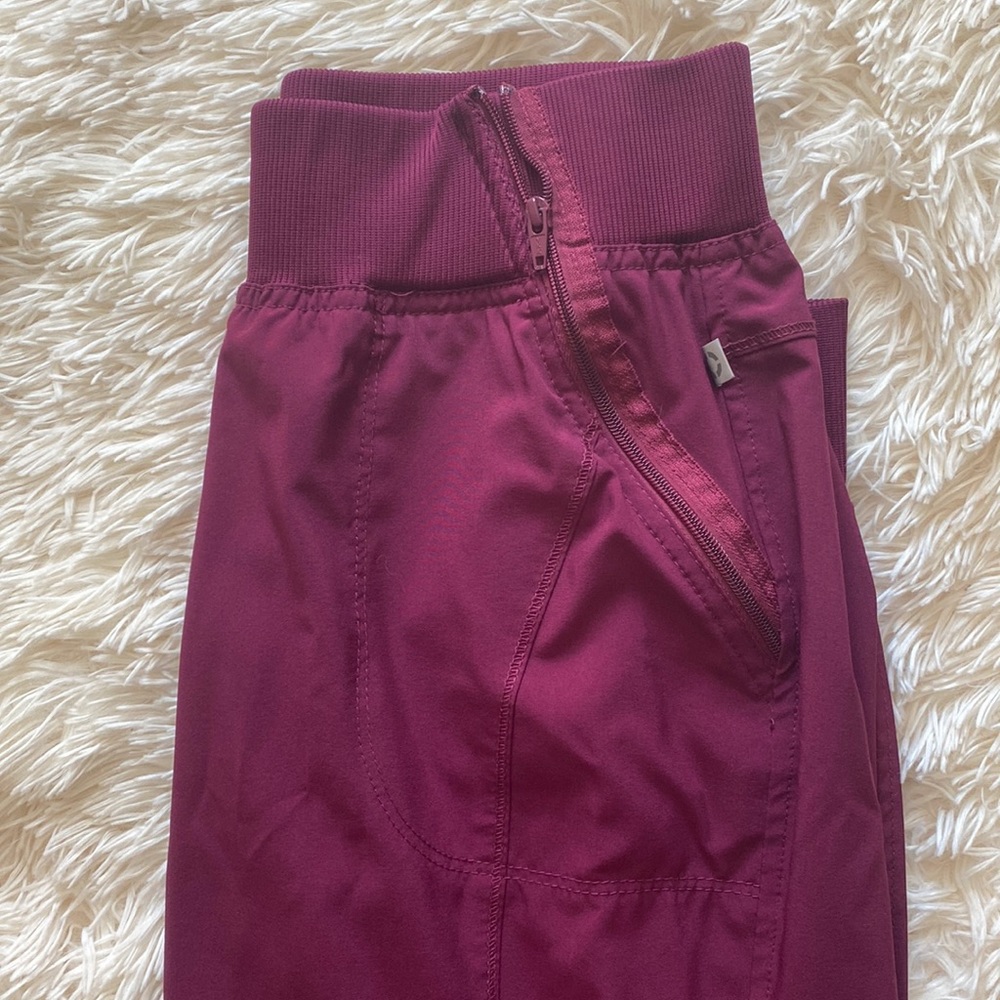 Burgundy scrubs in size small(petite)